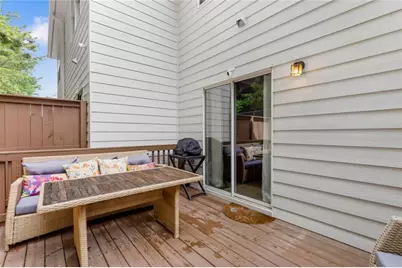 1472 Liberty Parkway NW, Atlanta, GA 30318 - Photo 35