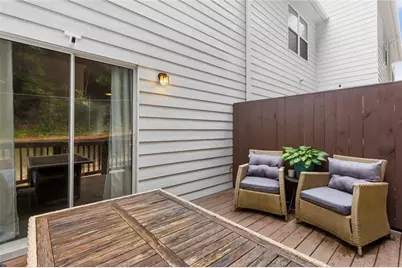 1472 Liberty Parkway NW, Atlanta, GA 30318 - Photo 39