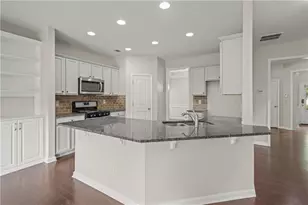 4940 Breezewood Cir, Alpharetta, GA 30004 - Photo 11
