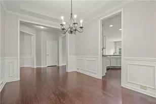 4940 Breezewood Cir, Alpharetta, GA 30004 - Photo 7