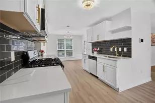 359 Howell Dr SW, Atlanta, GA 30331 - Photo 9