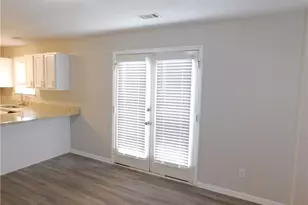 6431 Shadow Ct, Douglasville, GA 30134 - Photo 7
