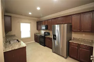 1317 Castleberry Dr, Buford, GA 30518 - Photo 9