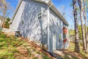 169 View St, Clarkesville, GA 30523 - Photo 5