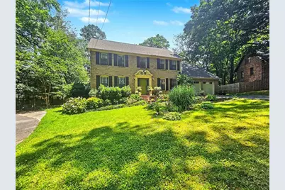 886 Ryan Lane SW, Lilburn, GA 30047 - Photo 3