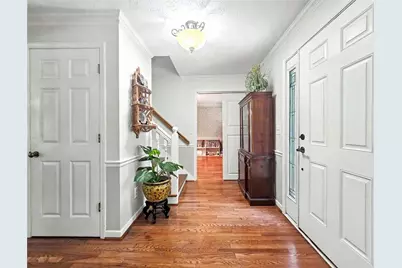 886 Ryan Lane SW, Lilburn, GA 30047 - Photo 7