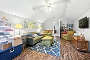 886 Ryan Ln SW, Lilburn, GA 30047 - Photo 19