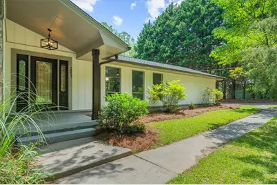 2053 Deerfield Run, Snellville, GA 30078 - Photo 3