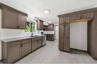 2053 Deerfield Run, Snellville, GA 30078 - Photo 7