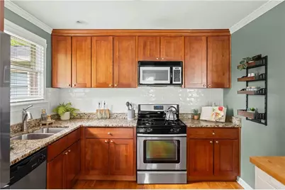 2573 E Tupelo Street SE, Atlanta, GA 30317 - Photo 11