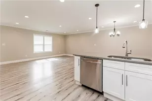 4111 Northstrand Dr, Decatur, GA 30035 - Photo 9
