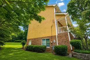 5817 Lost Grove Dr NW, Lilburn, GA 30047 - Photo 9