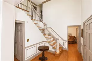 5817 Lost Grove Dr NW, Lilburn, GA 30047 - Photo 19