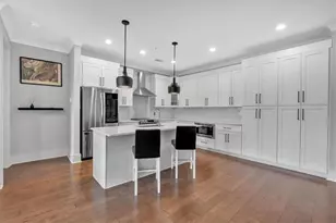 6890 Peachtree Dunwoody Rd, Atlanta, GA 30328 - Photo 7