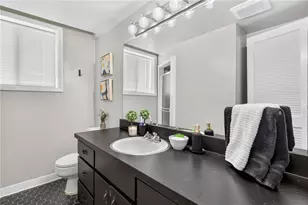 756 Hillwood Dr, Marietta, GA 30068 - Photo 37