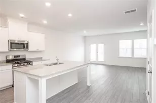 1092 Edwin Ln, Sugar Hill, GA 30518 - Photo 5