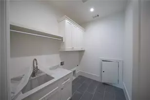 500 Emily Reed Ln Lot 6, Atlanta, GA 30342 - Photo 21
