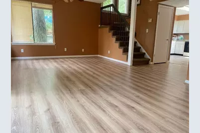 8596 Creekwood Way, Jonesboro, GA 30238 - Photo 3