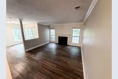 6818 Glenridge Drive #H, Atlanta, GA 30328 - Photo 11