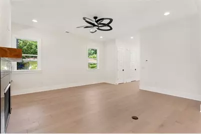 962 McLinden Avenue SE, Smyrna, GA 30080 - Photo 13