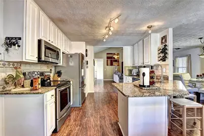 3940 Piper Glen Drive, Buford, GA 30519 - Photo 13