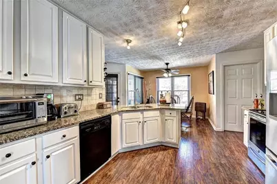3940 Piper Glen Drive, Buford, GA 30519 - Photo 15