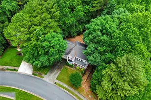 225 Colonial Dr, Woodstock, GA 30189 - Photo 45