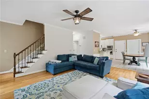 225 Colonial Dr, Woodstock, GA 30189 - Photo 13