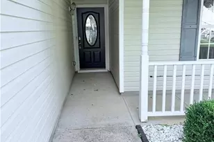 324 Amelia Garden Way, Lawrenceville, GA 30045 - Photo 3