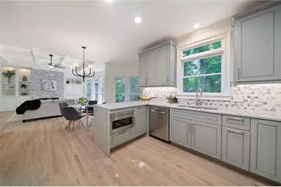 2599 Brookline Circle, Brookhaven, GA 30319 - Photo 17