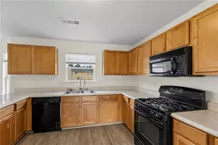 4951 Estonian Dr, Fairburn, GA 30213 - Photo 17