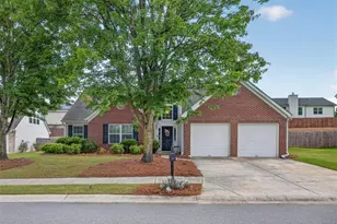 418 Franklin St, Braselton, GA 30517 - Photo 1