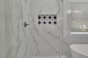 6181 Shoreland Cir, Buford, GA 30518 - Photo 37