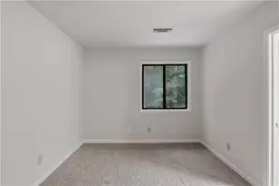 260 Forrest Ave, Fayetteville, GA 30214 - Photo 15