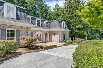 8180 Tynecastle Drive, Atlanta, GA 30350 - Photo 3