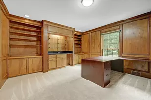 8180 Tynecastle Dr, Atlanta, GA 30350 - Photo 9