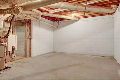 8180 Tynecastle Drive, Atlanta, GA 30350 - Photo 35