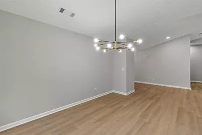 4680 Sterling Oaks Court, Lilburn, GA 30047 - Photo 15
