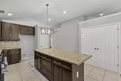 4680 Sterling Oaks Court, Lilburn, GA 30047 - Photo 19