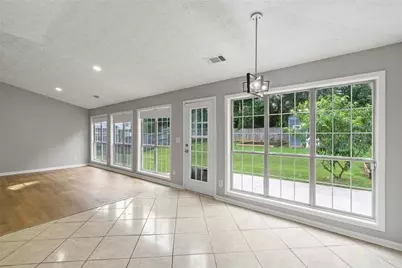 4680 Sterling Oaks Court, Lilburn, GA 30047 - Photo 13