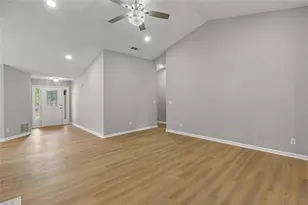 4680 Sterling Oaks Ct, Lilburn, GA 30047 - Photo 7