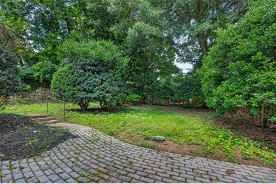 582 Clifton Road NE, Atlanta, GA 30307 - Photo 45