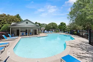 13624 Weycroft Cir, Alpharetta, GA 30004 - Photo 35