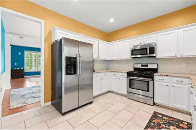 13624 Weycroft Circle, Alpharetta, GA 30004 - Photo 11