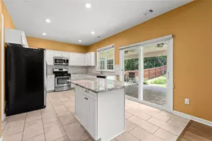 13624 Weycroft Cir, Alpharetta, GA 30004 - Photo 7