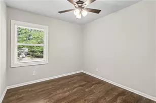 8154 Tudor Dr, Jonesboro, GA 30238 - Photo 13