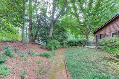 498 Candlewick Lane NW, Lilburn, GA 30047 - Photo 35