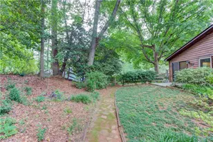 498 Candlewick Ln NW, Lilburn, GA 30047 - Photo 35