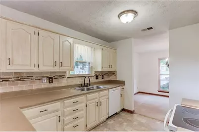498 Candlewick Lane, Lilburn, GA 30047 - Photo 21