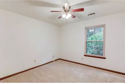 498 Candlewick Lane NW, Lilburn, GA 30047 - Photo 29